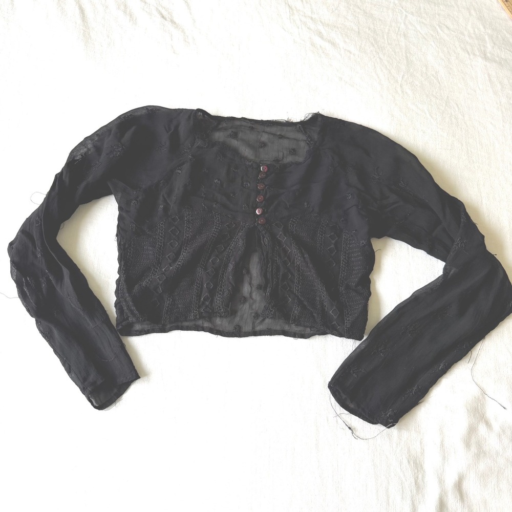 Unbranded Sheer‎ Black Embroidered Lace Cropped Cardigan Button Front Top Small - Picture 5 of 8